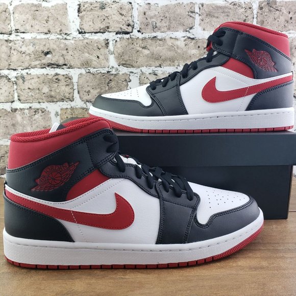 NIKE AIR JORDAN 1 MID GYM Mens Shoe Sz8